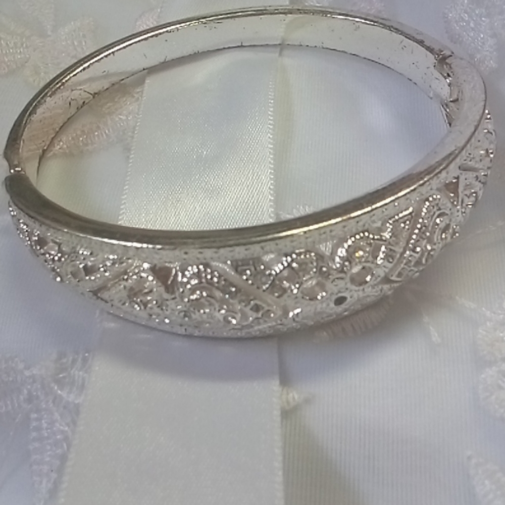 Vintage silver cuff bracelet